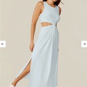 Beyond Yoga Around the World Twist-Front Dress